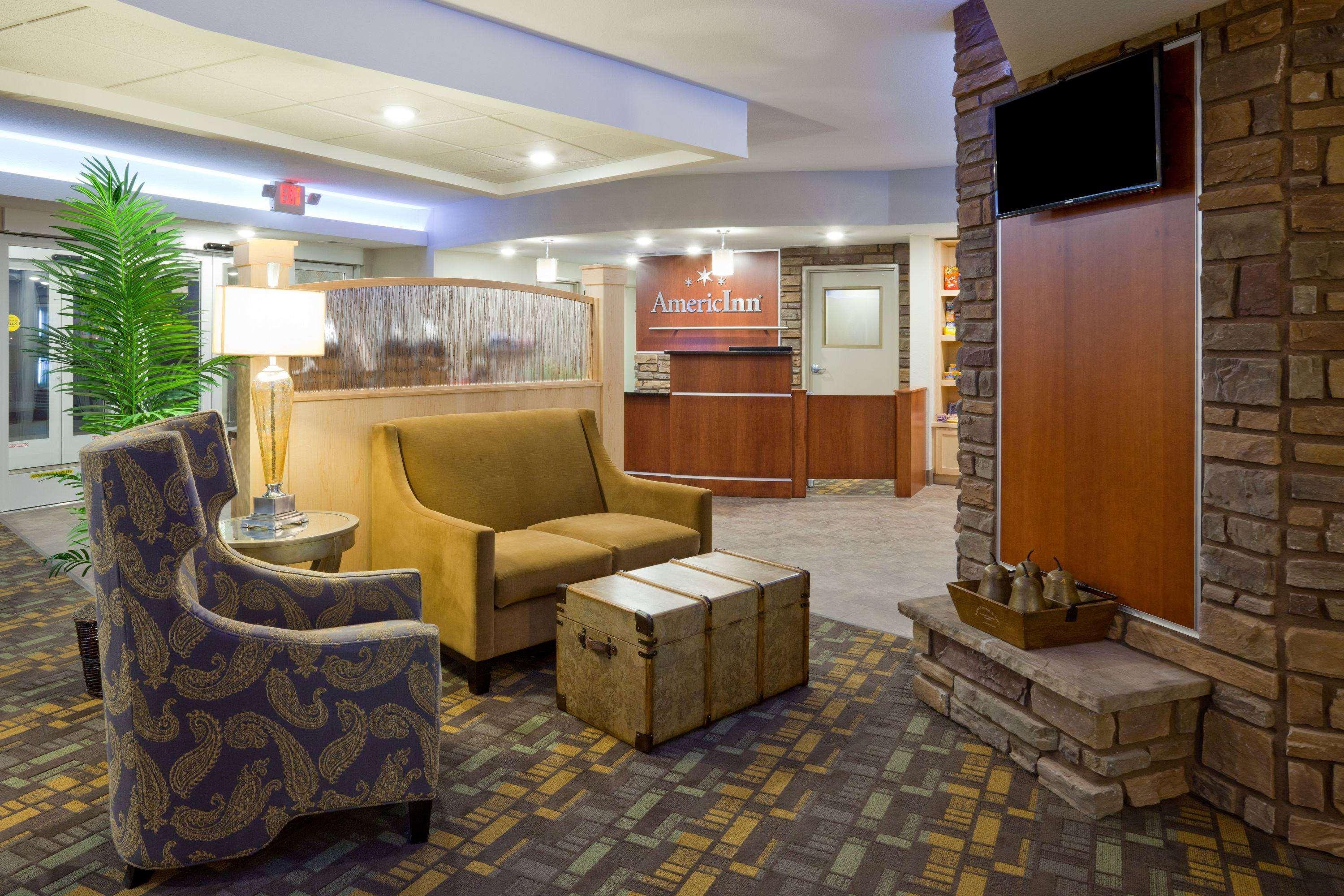 Americinn By Wyndham Hartford Sd Kültér fotó