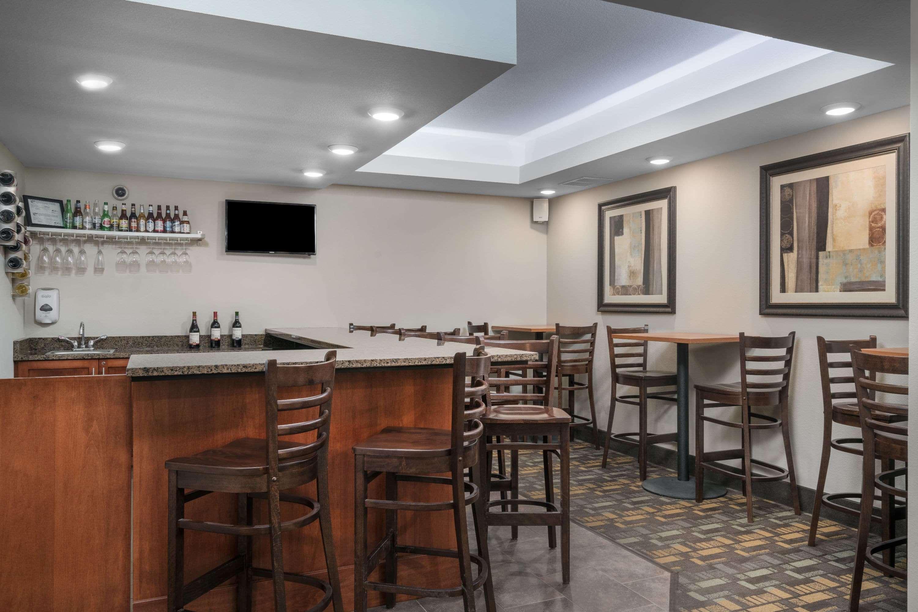 Americinn By Wyndham Hartford Sd Kültér fotó