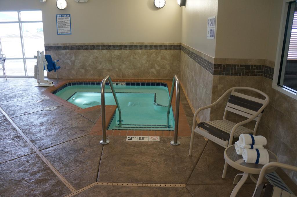Americinn By Wyndham Hartford Sd Kültér fotó
