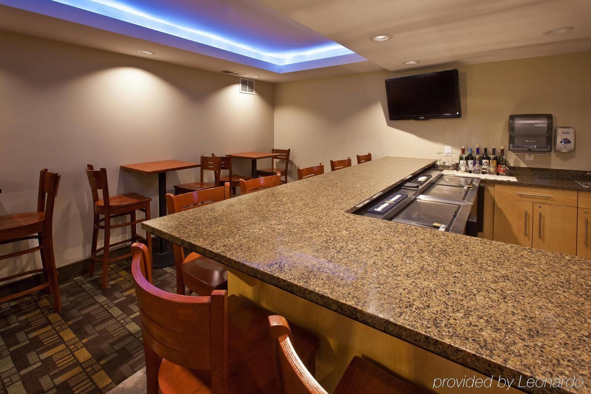 Americinn By Wyndham Hartford Sd Kültér fotó