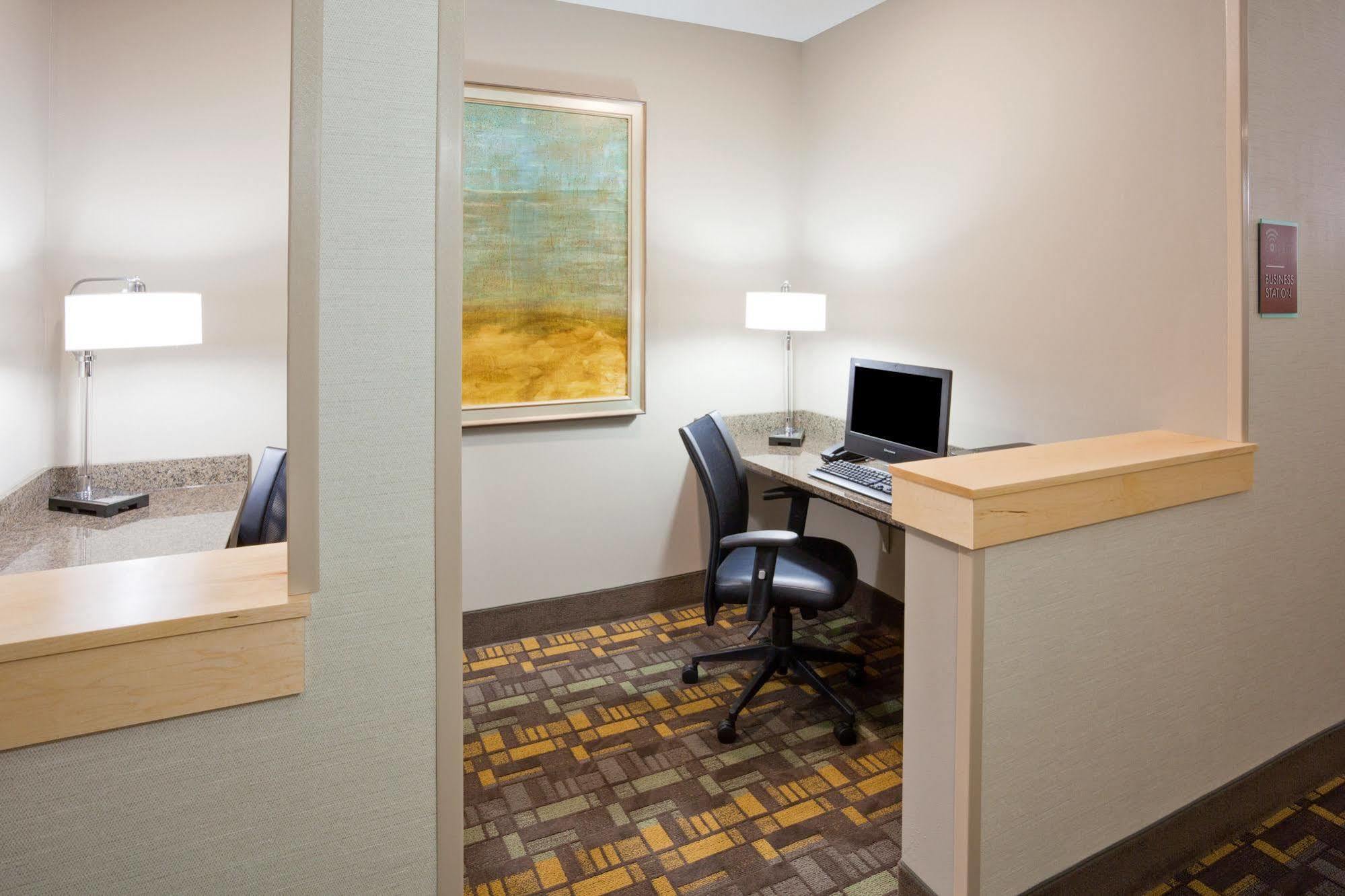 Americinn By Wyndham Hartford Sd Kültér fotó