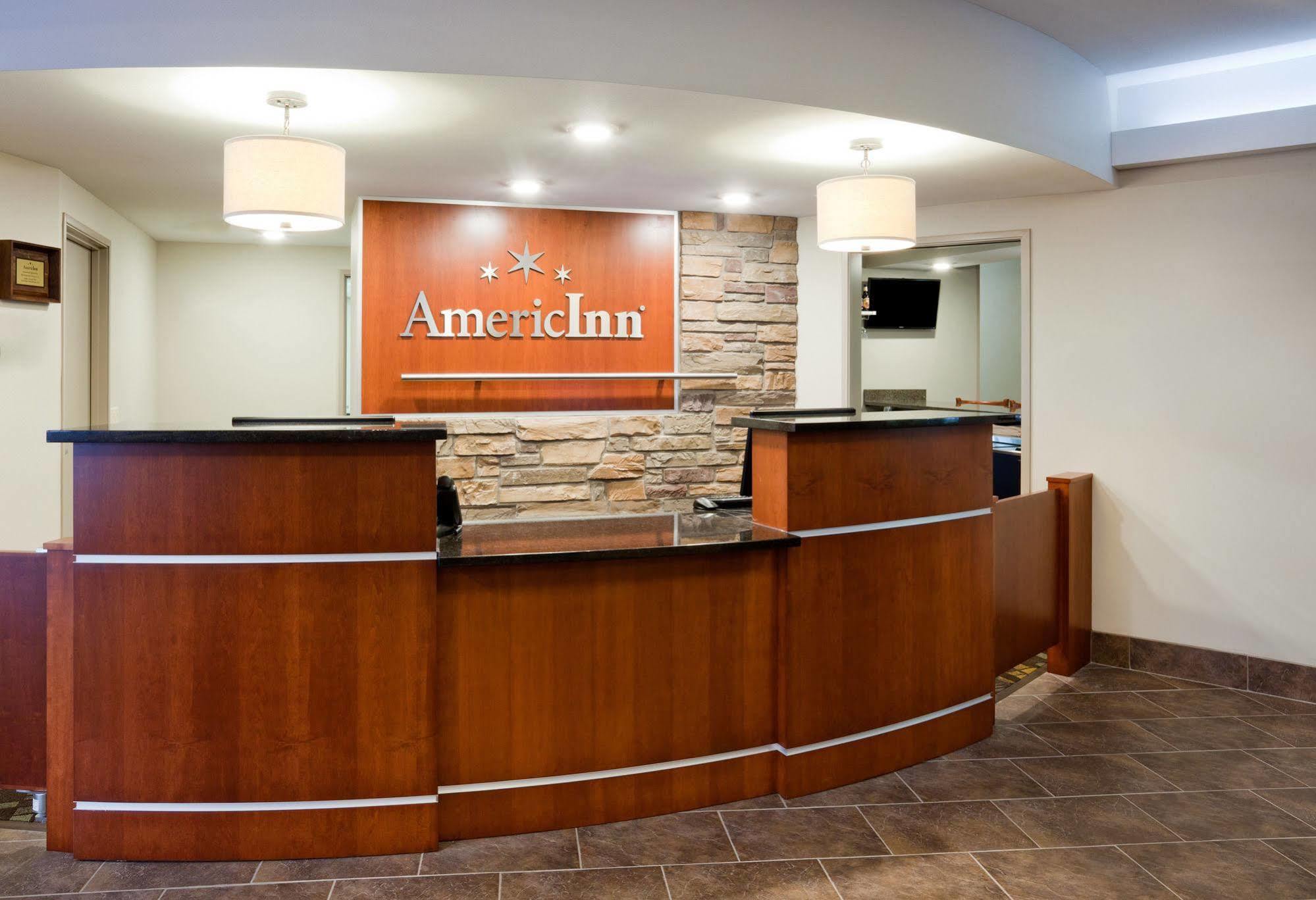 Americinn By Wyndham Hartford Sd Kültér fotó